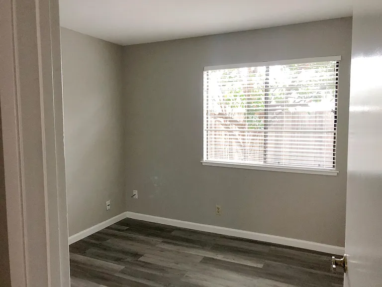 1186 Spruance St — Photo 20