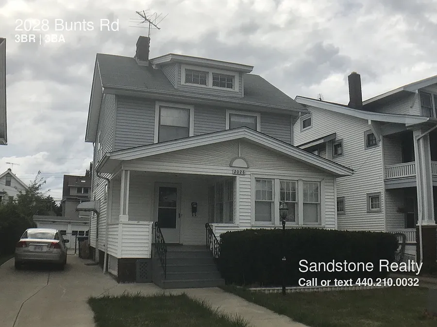 2028 Bunts Rd photo 1