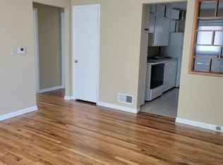 118 S 8th St #3, Council Bluffs, IA 51501