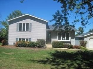 1710 Esch Rd, Twin Lakes, WI 53181