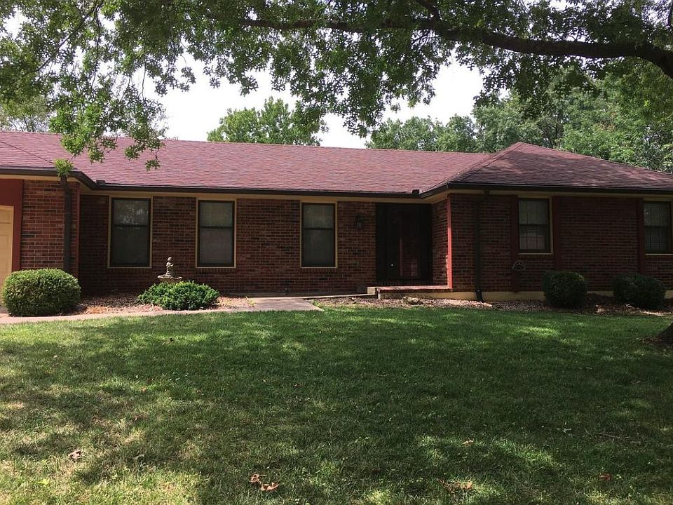 1st image of 314 SE Westwind Dr