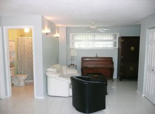 617 Mangrove Point Rd #B, Sarasota, FL 34242
