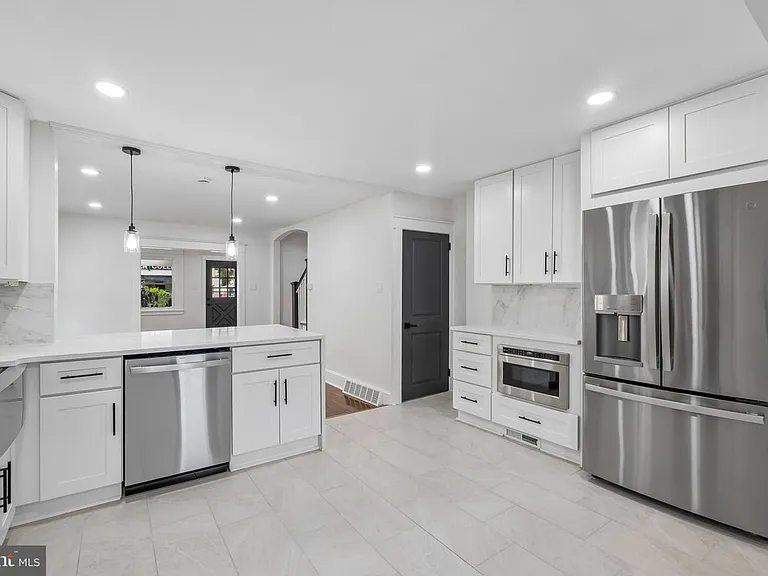 114 Conestoga Rd — Photo 29