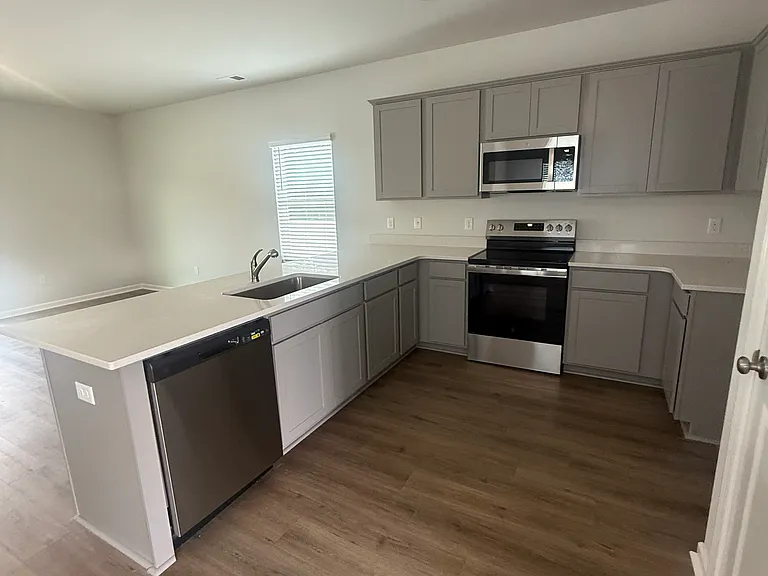 39 Gooseberry Ct NE — Photo 5