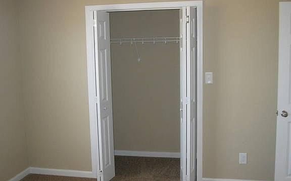 5th image of 830 Professional Park Dr APT 2-4