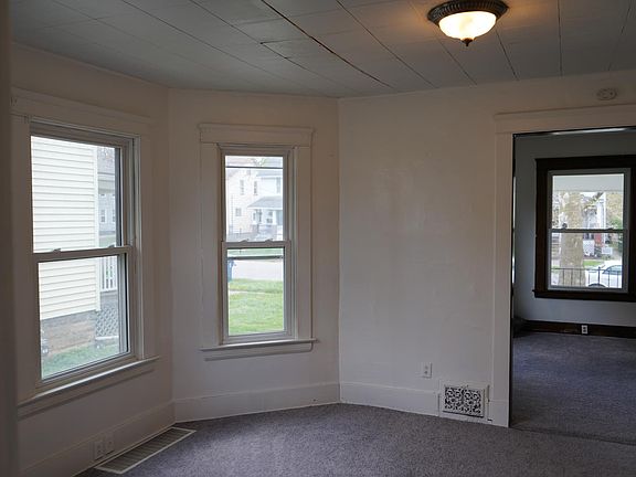 5th image of 1230 W 5th St #A