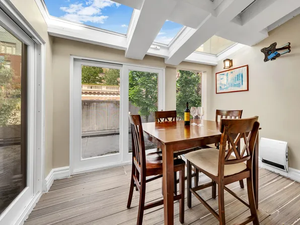 32 East 74th Street image 4 of 16