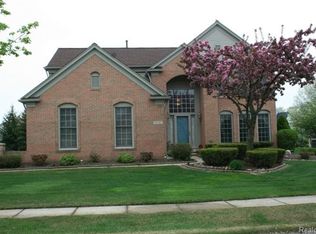 47145 Eastbourne Rd, Canton, MI 48188