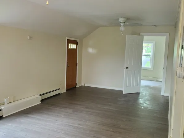 2989 State Highway 43 #2, Averill Park, NY 12018