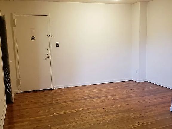 4th image of 227 E 7th St APT 3H