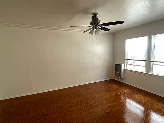 3rd image of 1331 N Alta Vista Blvd #103