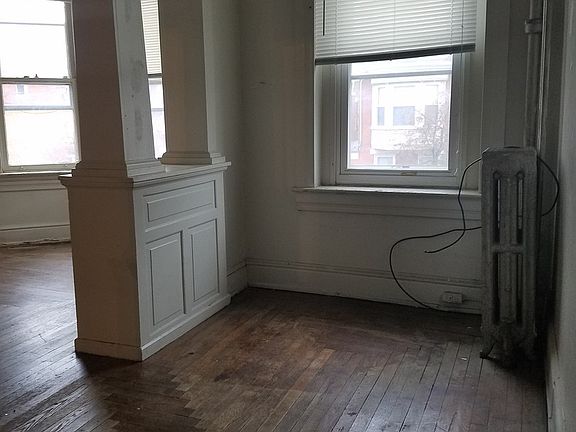 5th image of 507 W Market St Fl 2