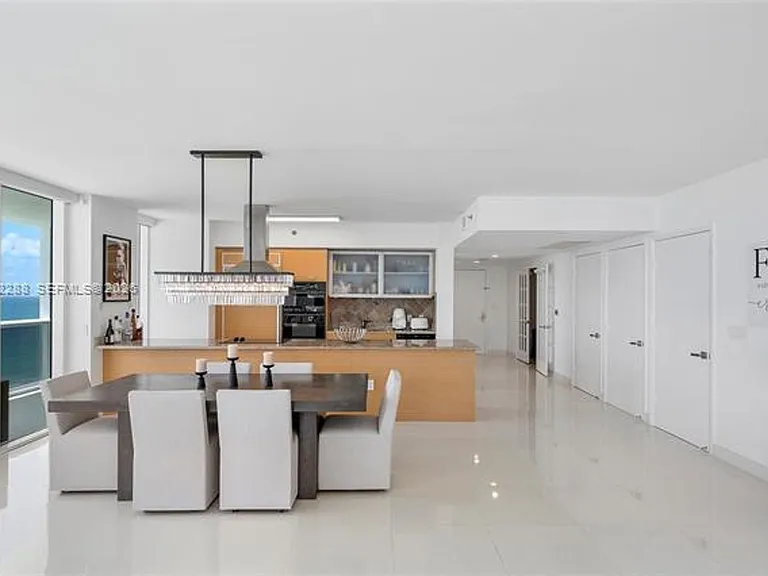 1830 Ocean Dr #CU-1101 — Photo 27