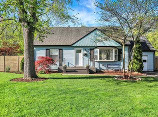 2221 Douglas Rd, Indianapolis, IN 46220