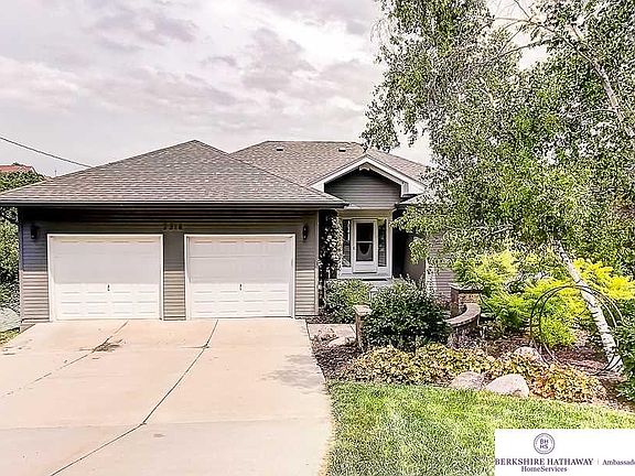 2nd image of 2318 Craig Ct