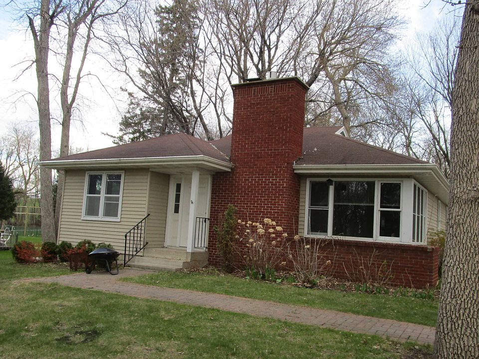 1st image of 528 Guttenberg Hts