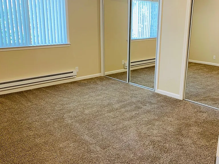 Pamela Drive Apartments — Photo 15