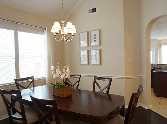 5th image of 2884 Aurelia Ln