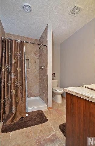 2nd image of 1114 Maplewood Court