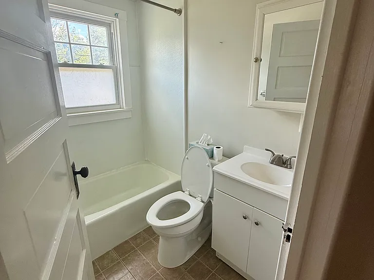 53 W Green St #53 — Photo 12
