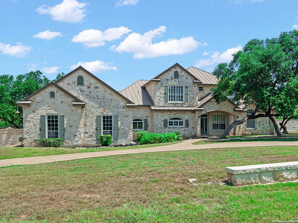 1st image of 2235 Oakland Bend