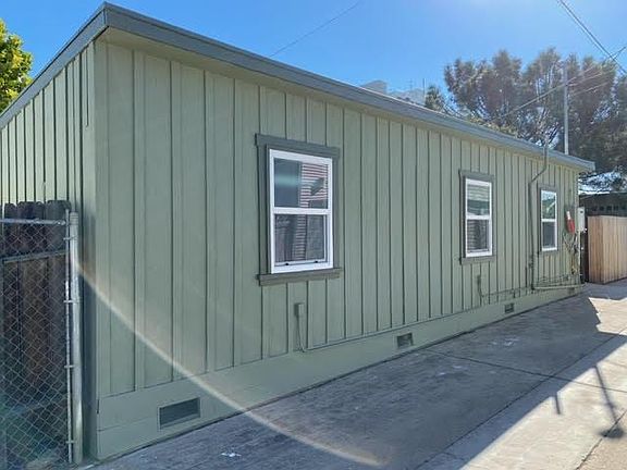4th image of 4086 1/2 Ibis St