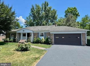 15 Bunker Hill Rd, Stevens, PA 17578