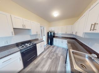 134 Englewood Ave APT 3, Boston, MA 02135
