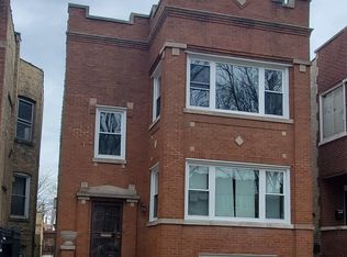 4138 W Barry Ave #2, Chicago, IL 60641