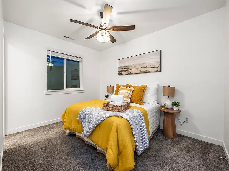 25 E Center St #54 — Photo 5