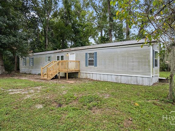 3rd image of 253 Cornfield Avenue