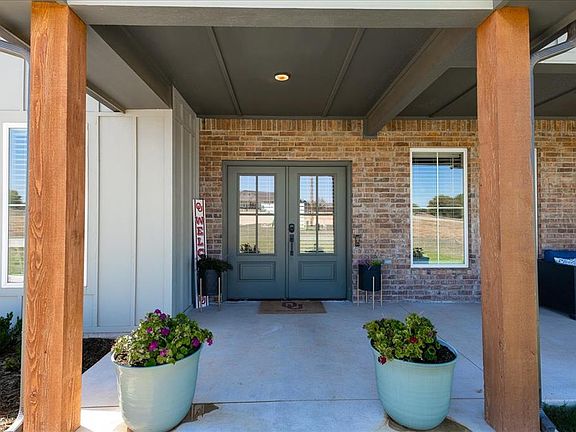 3rd image of 4642 Vista Reach Cir