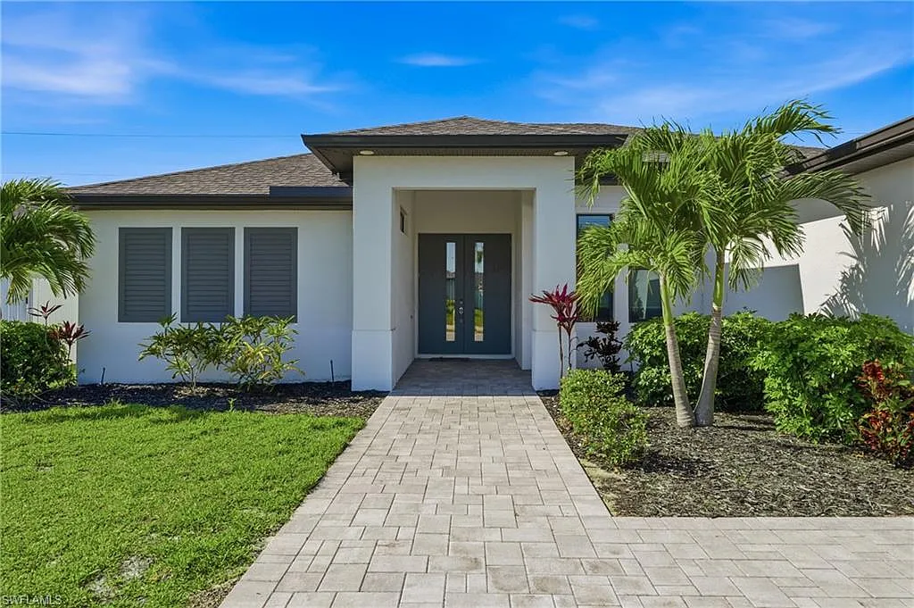 4 bed, 2.0 bath, 1865 sqft, $3,500 — Photo 3