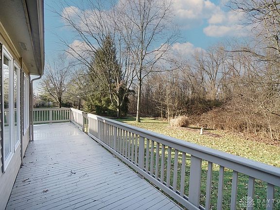 4th image of 5437 Riverwalk Dr