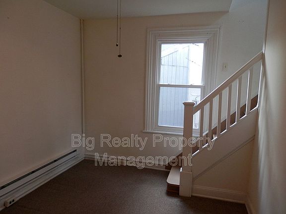 4th image of 375 Church St #3
