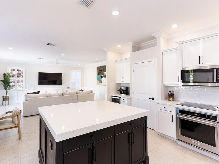 9638 Worswick Ct — Photo 11