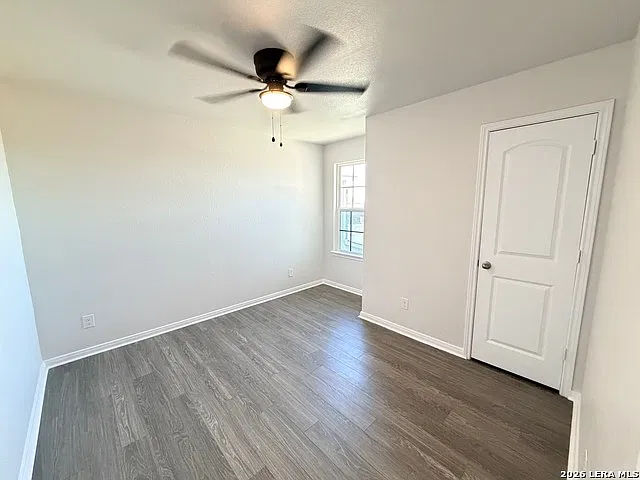 3 bed, 2.5 bath, 1288 sqft, $1,635 — Photo 4