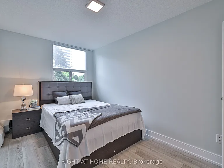 1338 York Mills Rd #309 — Photo 25