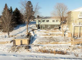 8921 Twin Lakes Rd, Manson, IA 50563