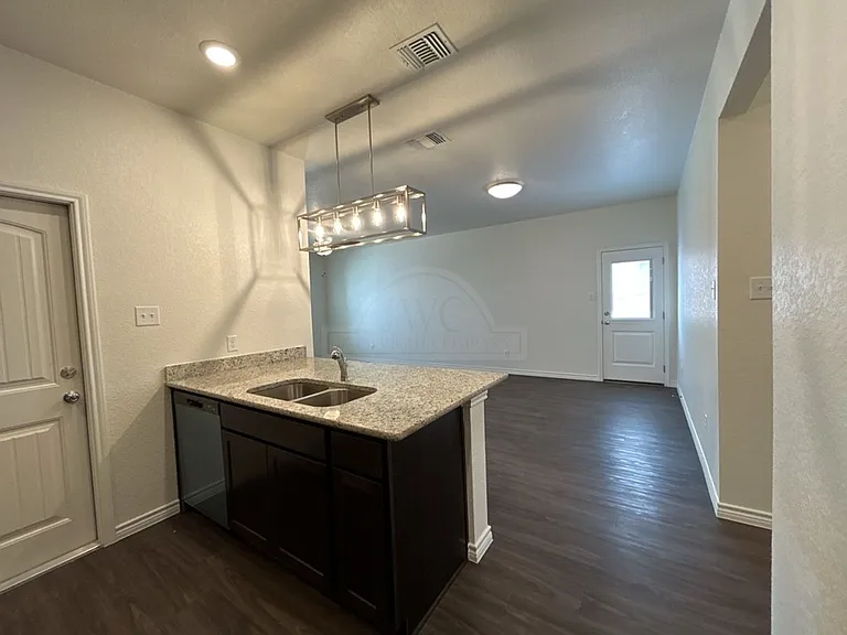 5112 Rose Garden Loop — Photo 8