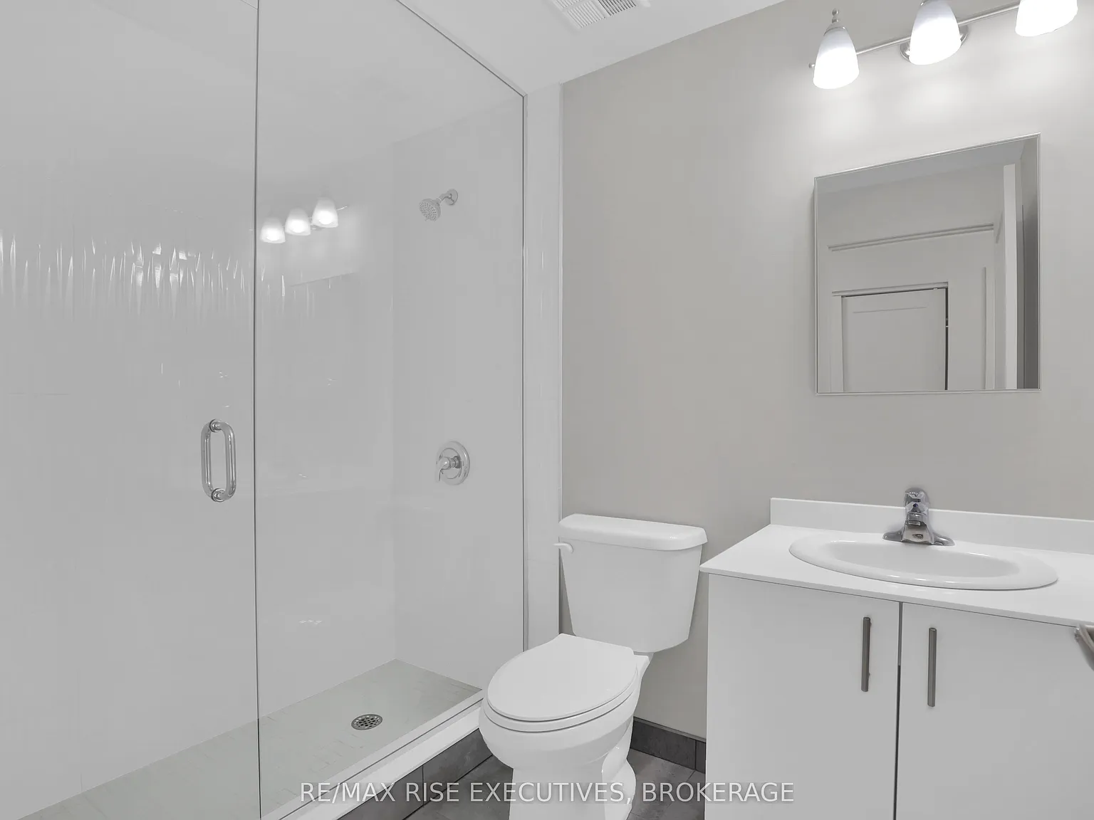 2 bed, $2,750 — Photo 4