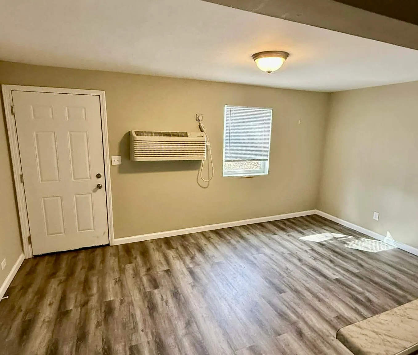 1 bed, $550 — Photo 4