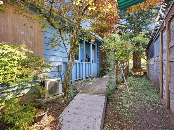 14190 SW Patricia Ave, Hillsboro, OR 97123