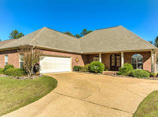 205 Johnston Cv, Byram, MS 39272