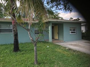 1017 N D St, Lake Worth, FL 33460