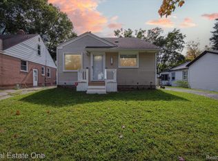 626 Wesbrook St, Pontiac, MI 48340