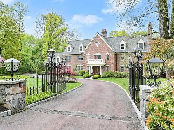 376 Westover Rd, Stamford, CT 06902