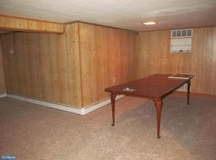 20 6th St E, Florence, NJ 08518