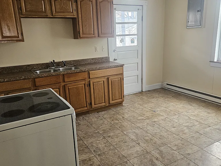 315-317 Grand Ave #1 — Photo 6