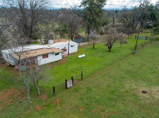 12374 Alpha Ln, Redding, CA 96003